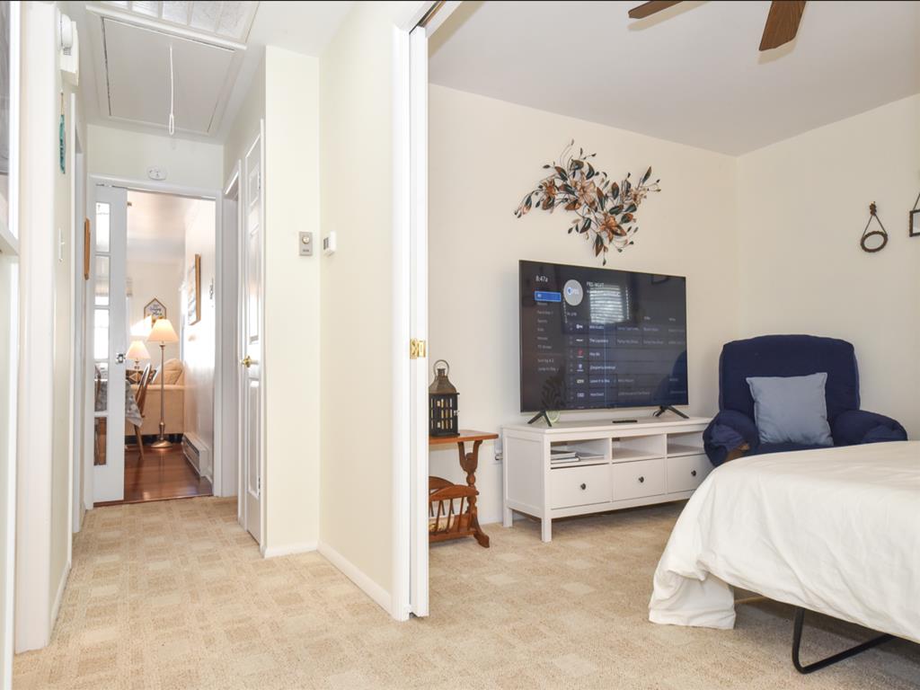 RELAX, REFLECT and RECHARGE at 1241 Penn Ave. | Photo 9