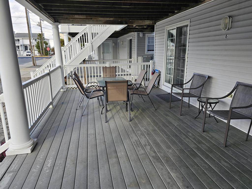 135 65th Street - Picture 