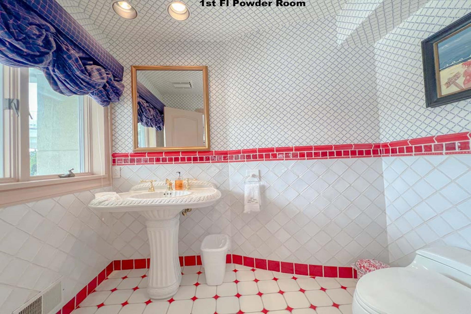 3945 First Avenue, Avalon (Beach Front)