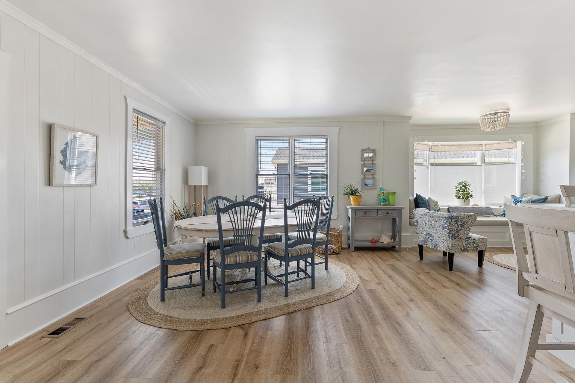 239 20th Street, Avalon (Center)