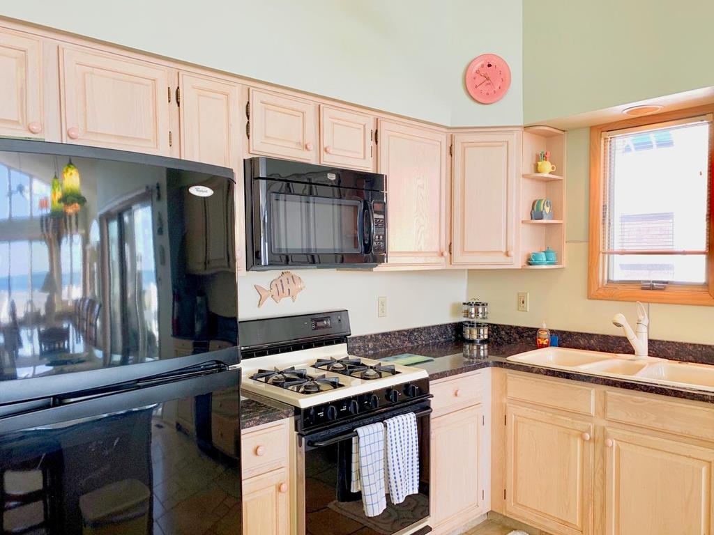 6905 Pleasure Avenue, Sea Isle City (Beach Front)