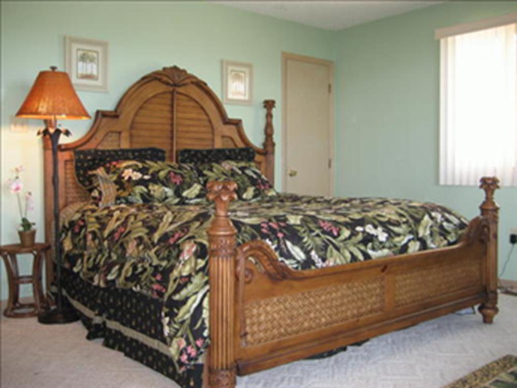 6905 Pleasure Avenue, Sea Isle City (Beach Front)