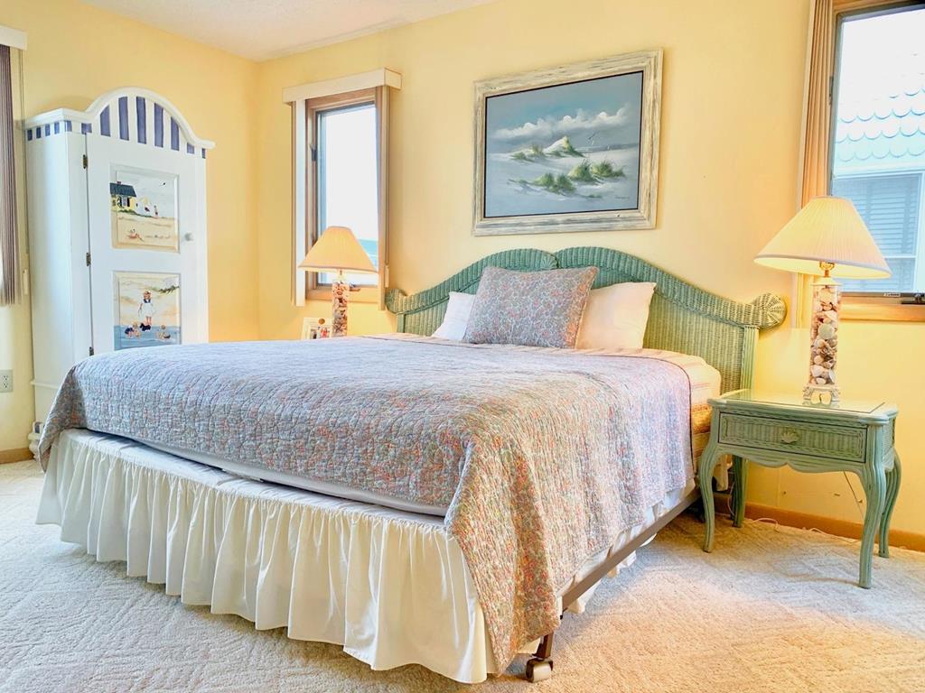 6905 Pleasure Avenue, Sea Isle City (Beach Front)