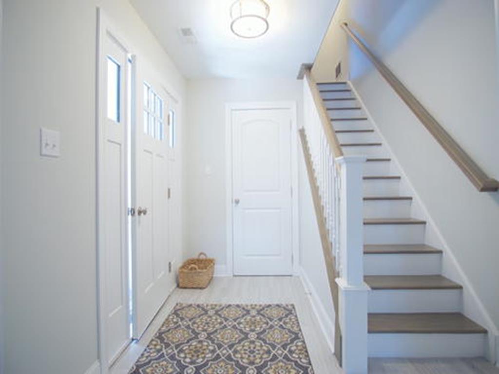 121 69th Street | Photo 3