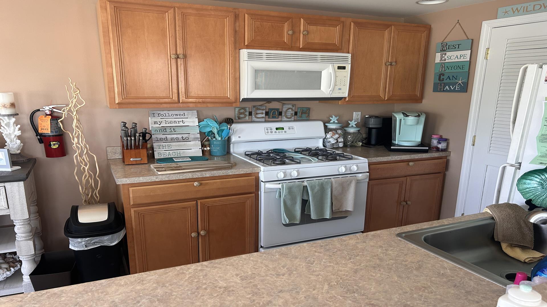 132 West Roberts Avenue, Wildwood (Wildwood Bay Side)