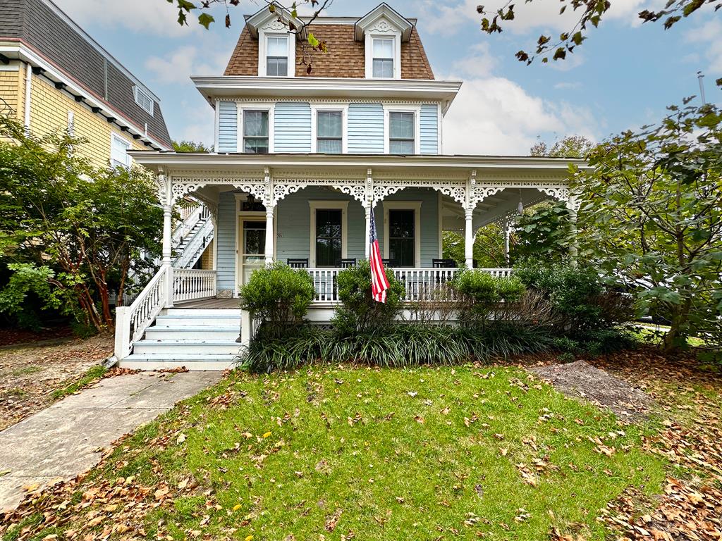 301 S Broadway! | Photo 3