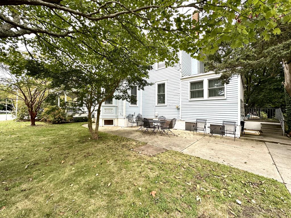 301 S Broadway! | Photo 29