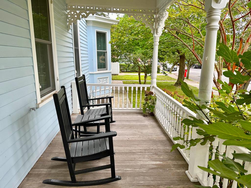 301 S Broadway! | Photo 5