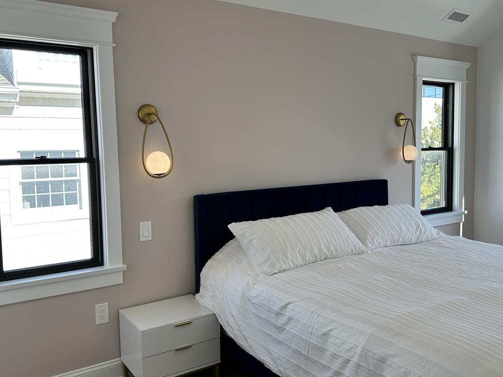 2111 Atlantic Avenue, Spray Beach (Ocean Block)