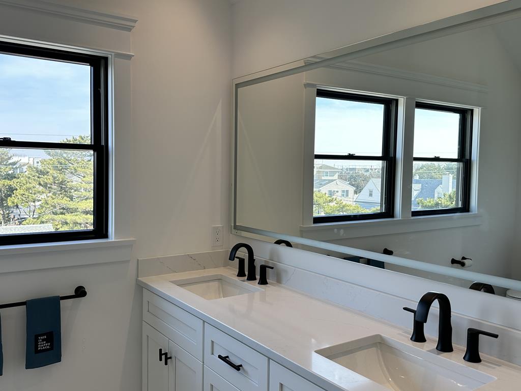 2111 Atlantic Avenue, Spray Beach (Ocean Block)