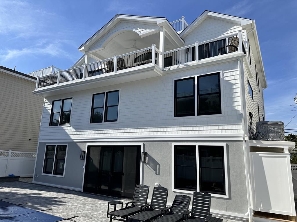 2111 Atlantic Avenue, Spray Beach (Ocean Block)
