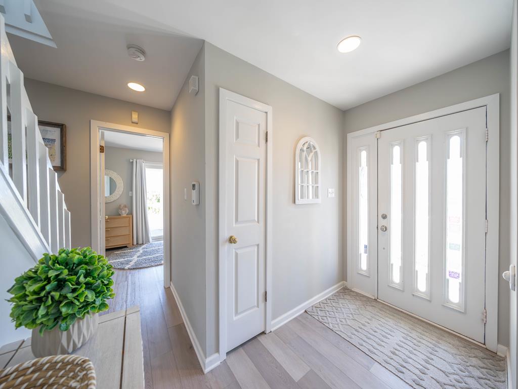 6315 Pleasure Avenue | Photo 3