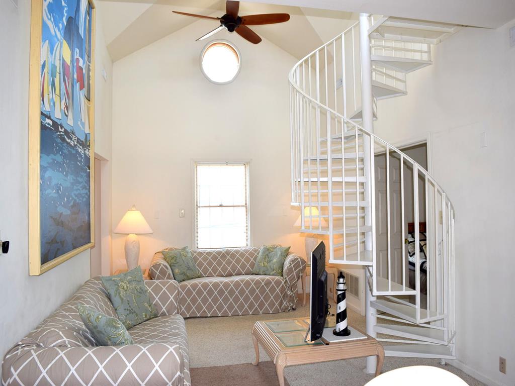 7922 Central Avenue | Photo 3