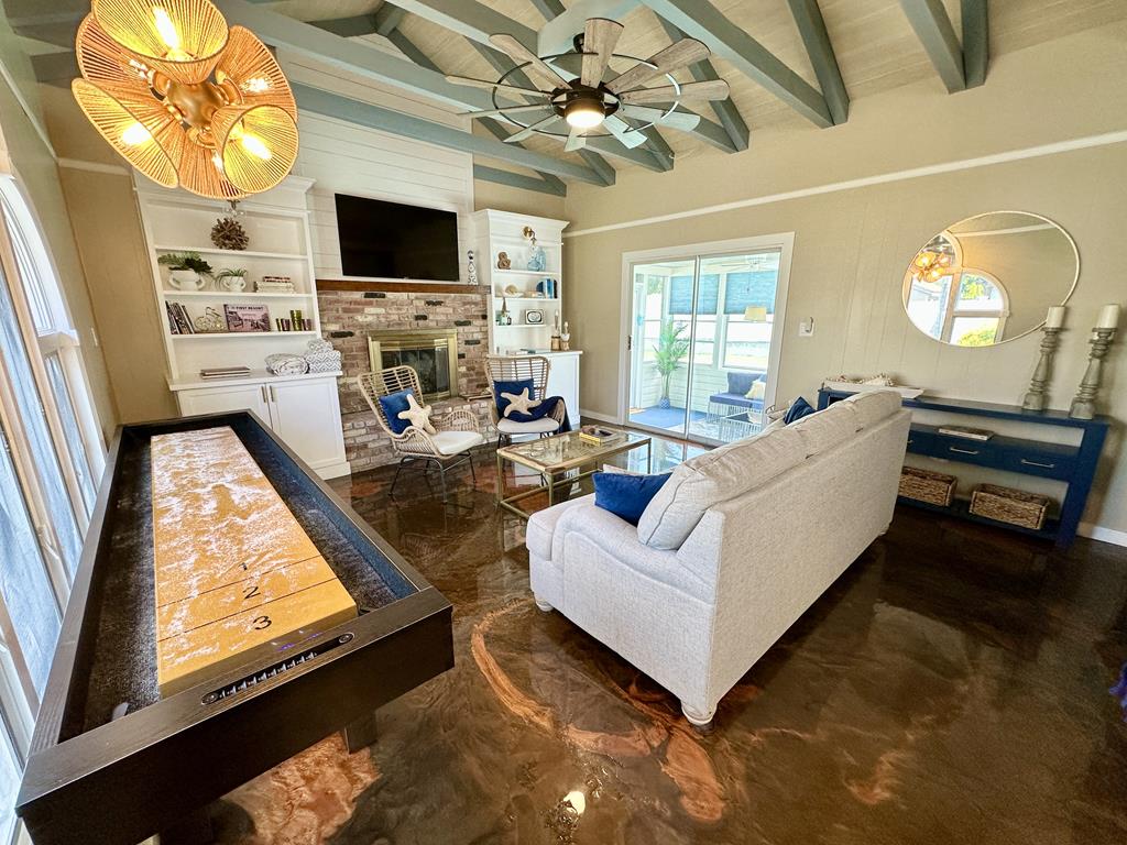 1061 Michgian - Heated Pool - Sleeps 12! | Photo 27