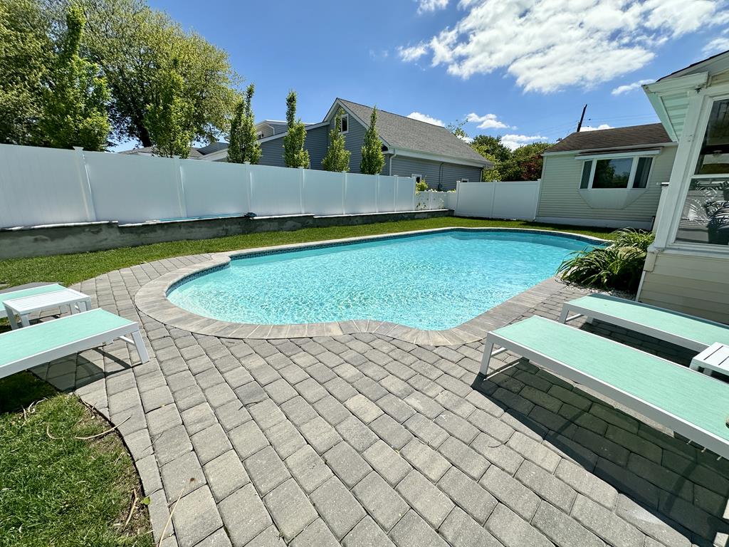 1061 Michgian - Heated Pool - Sleeps 12! | Photo 31