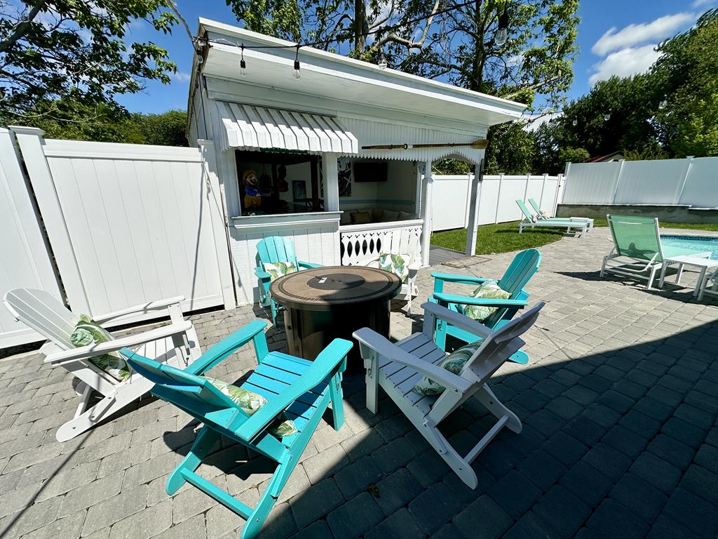 1061 Michgian - Heated Pool - Sleeps 12! | Photo 35