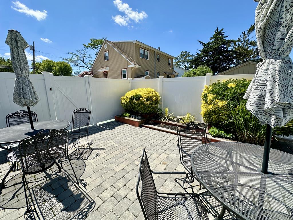 1061 Michgian - Heated Pool - Sleeps 12! | Photo 37