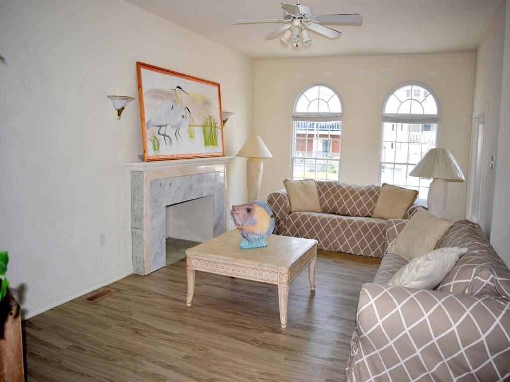 7904 Central Avenue | Photo 3