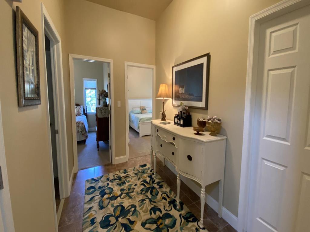 634 West Drive | Photo 4