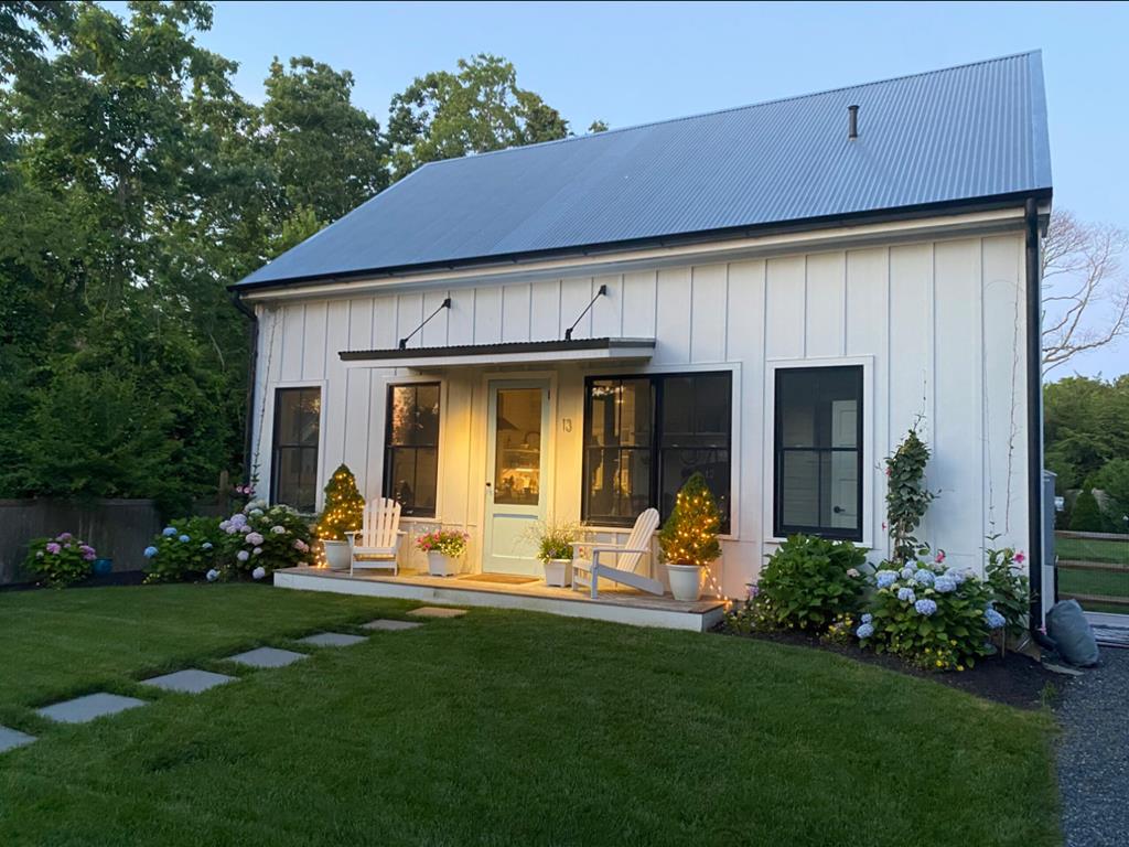 13 Douglass Avenue | Photo 3