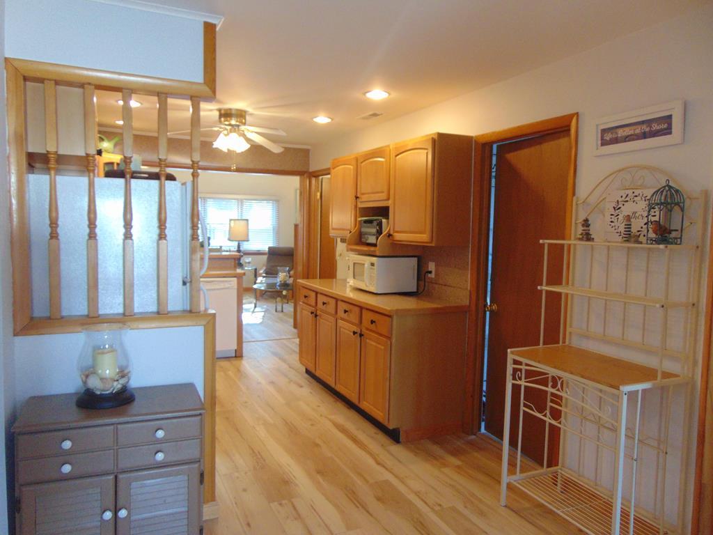 130 Walnut Avenue | Photo 4