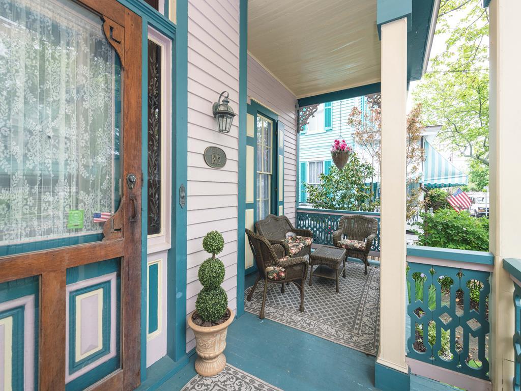 725 Columbia Avenue | Photo 4