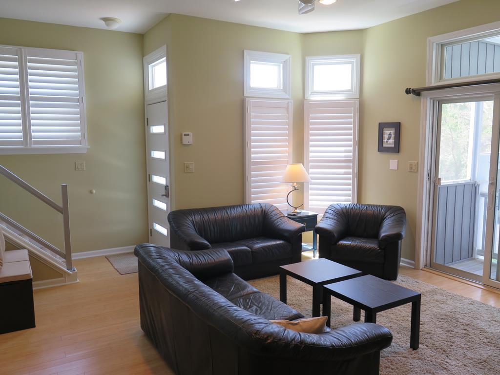 313 Harvard Avenue | Photo 3