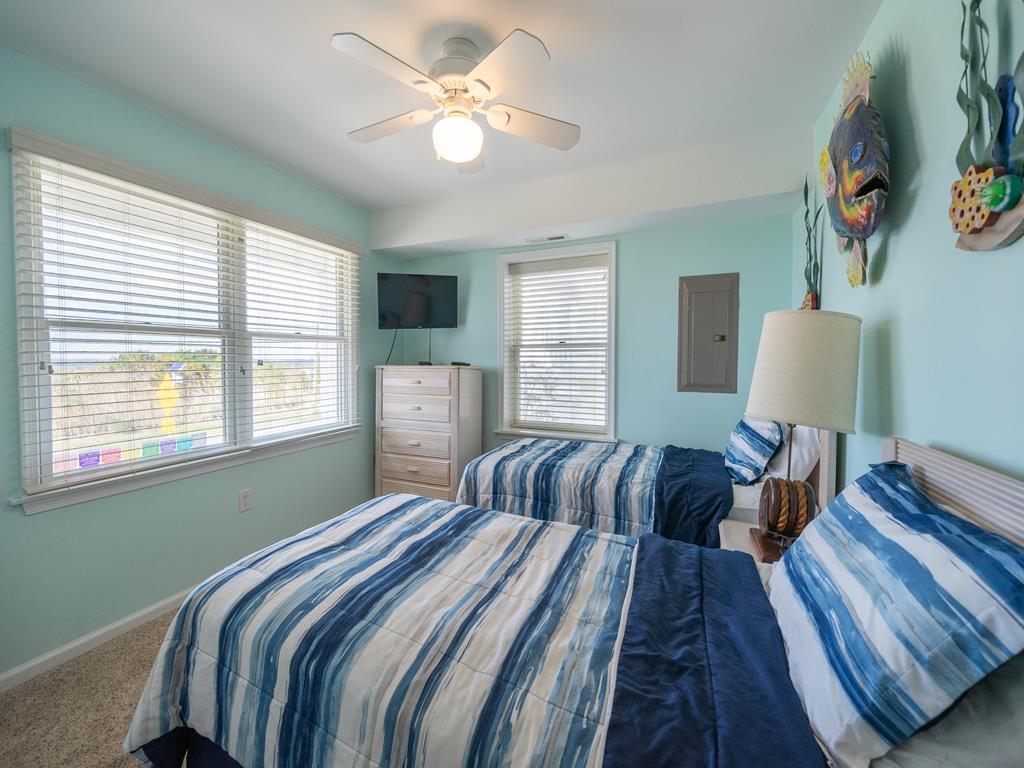 2305 Landis Avenue | Photo 3