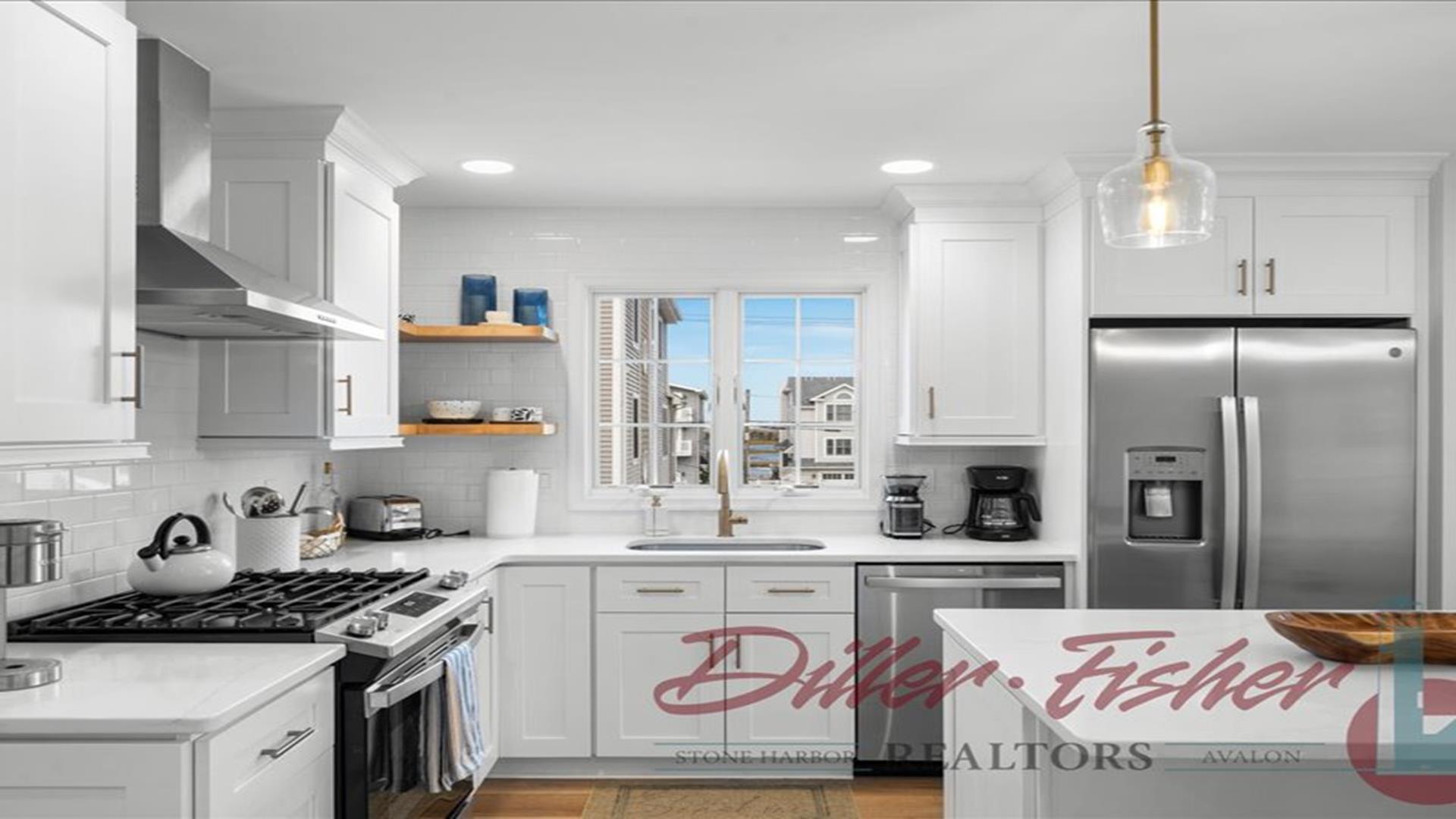 290 33rd street, Avalon (Mid-Island)