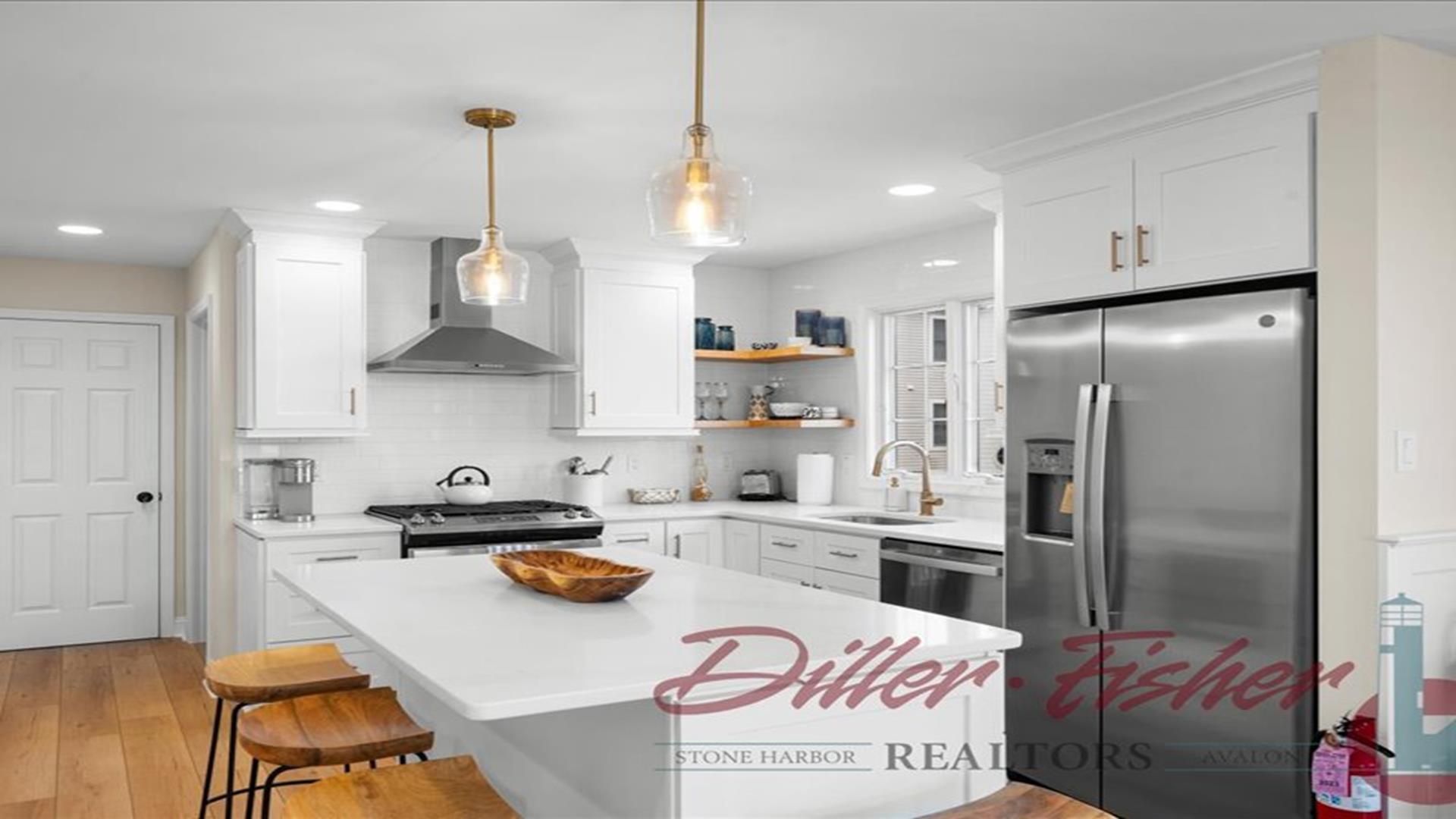 290 33rd street, Avalon (Mid-Island)