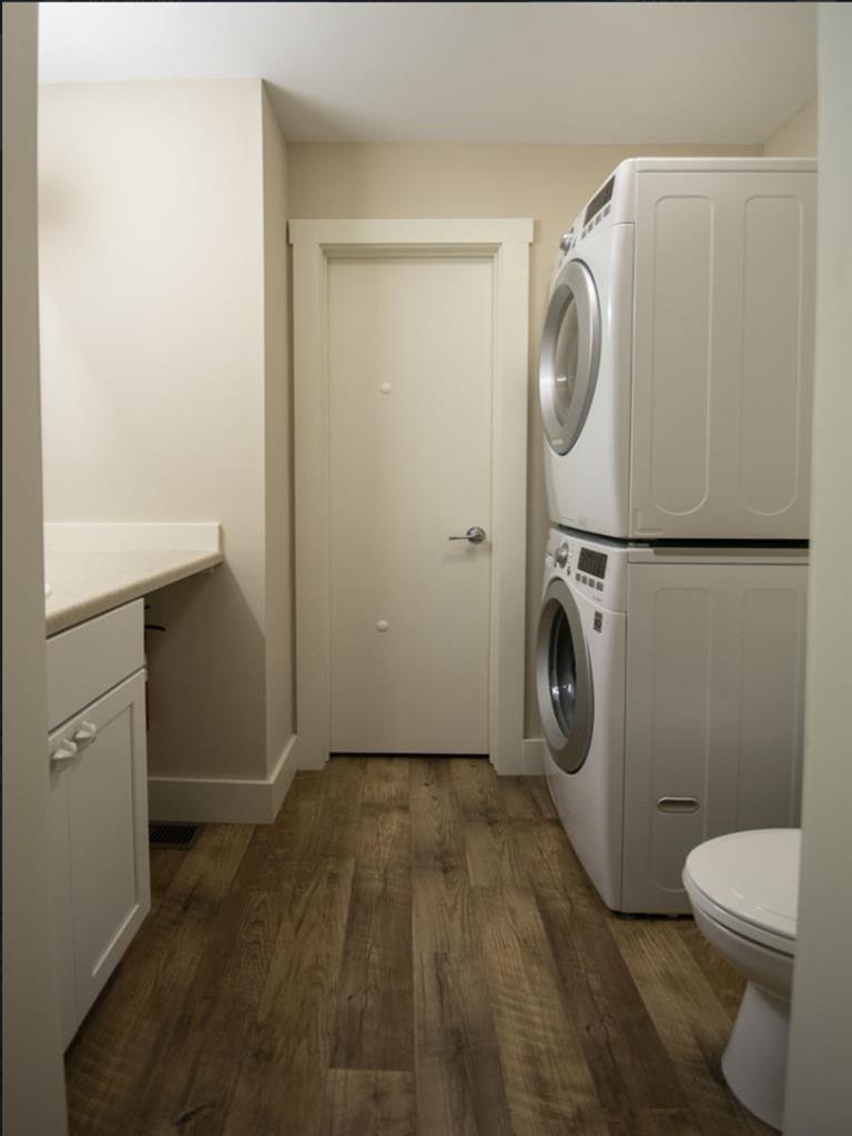 The Nest - 309 Alexander Avenue | Photo 15