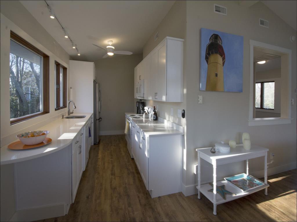 The Nest - 309 Alexander Avenue | Photo 6