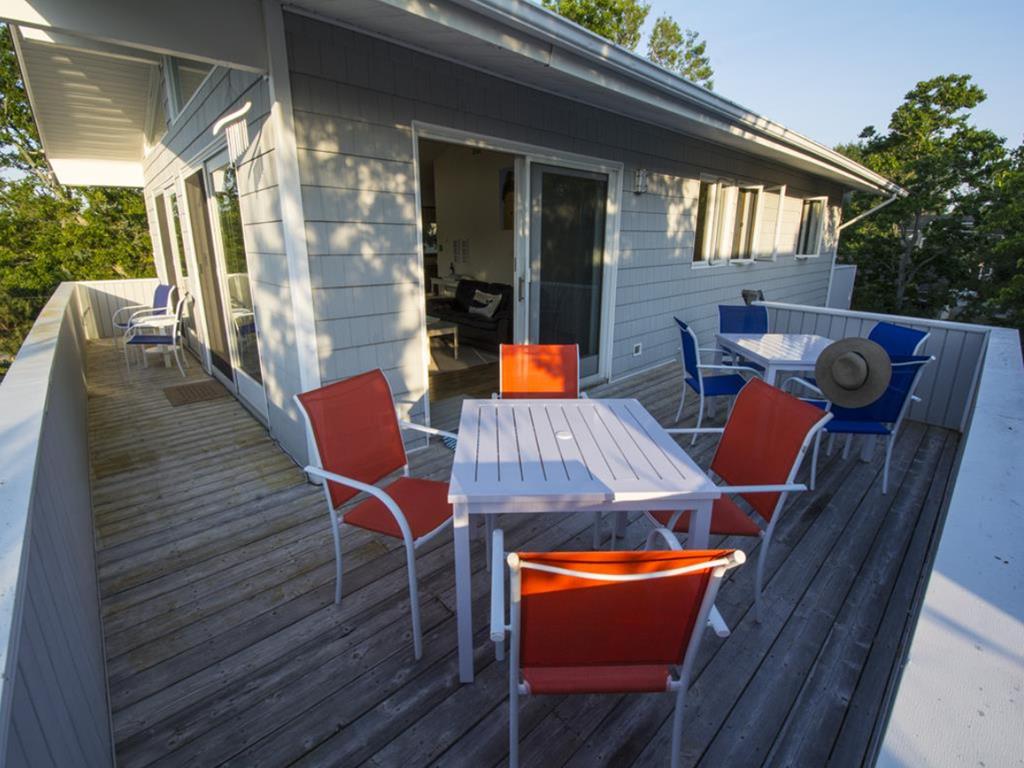 The Nest - 309 Alexander Avenue | Photo 10