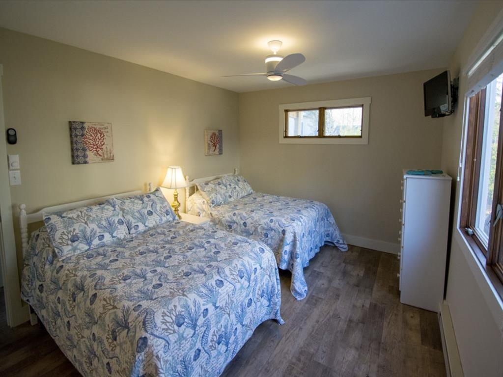 The Nest - 309 Alexander Avenue | Photo 11