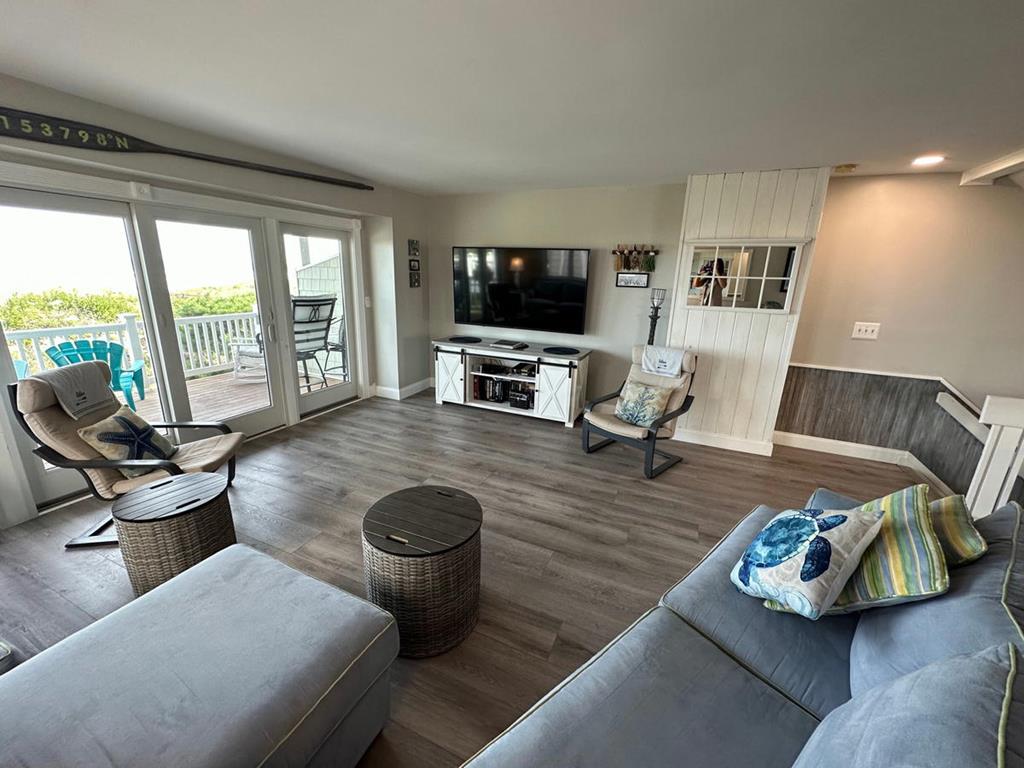 2613 Landis Avenue 5