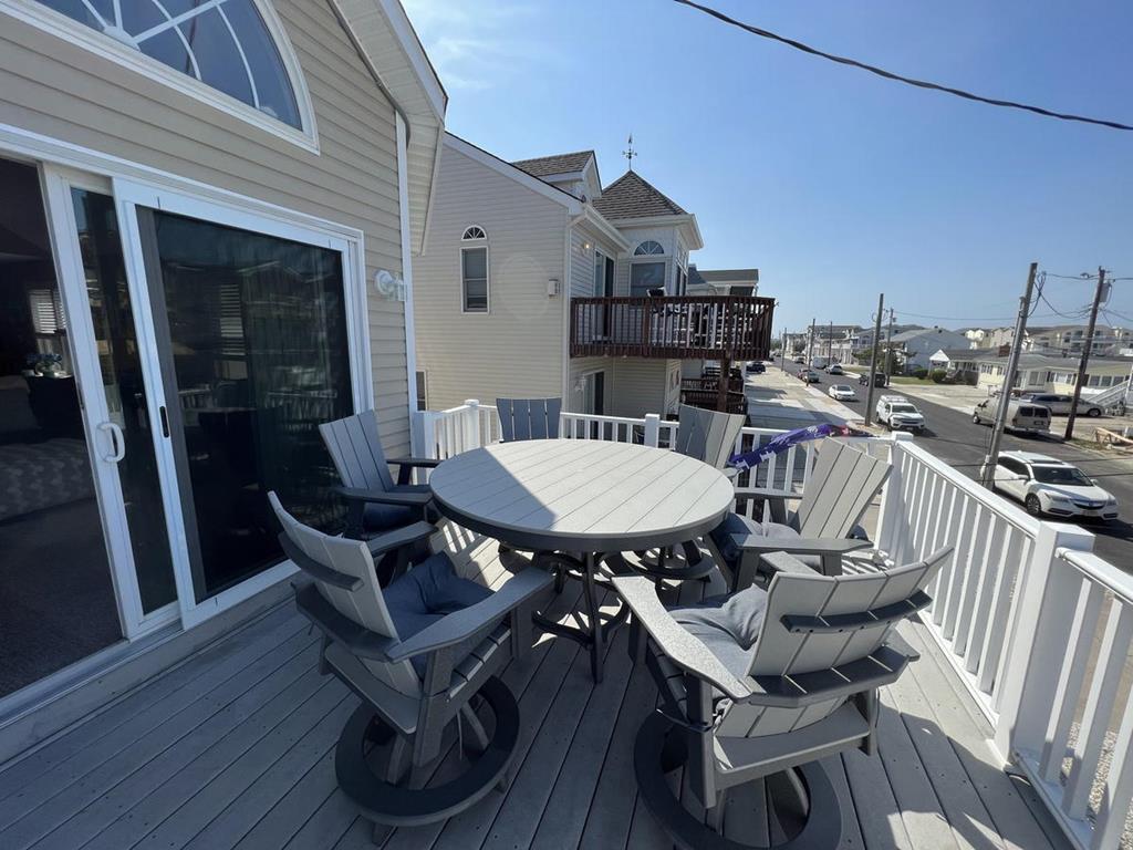 220 40th Street West, Sea Isle City (Center)