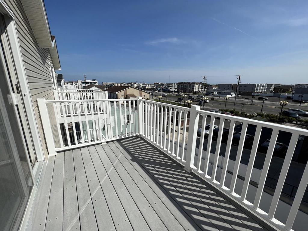 220 40th Street West, Sea Isle City (Center)