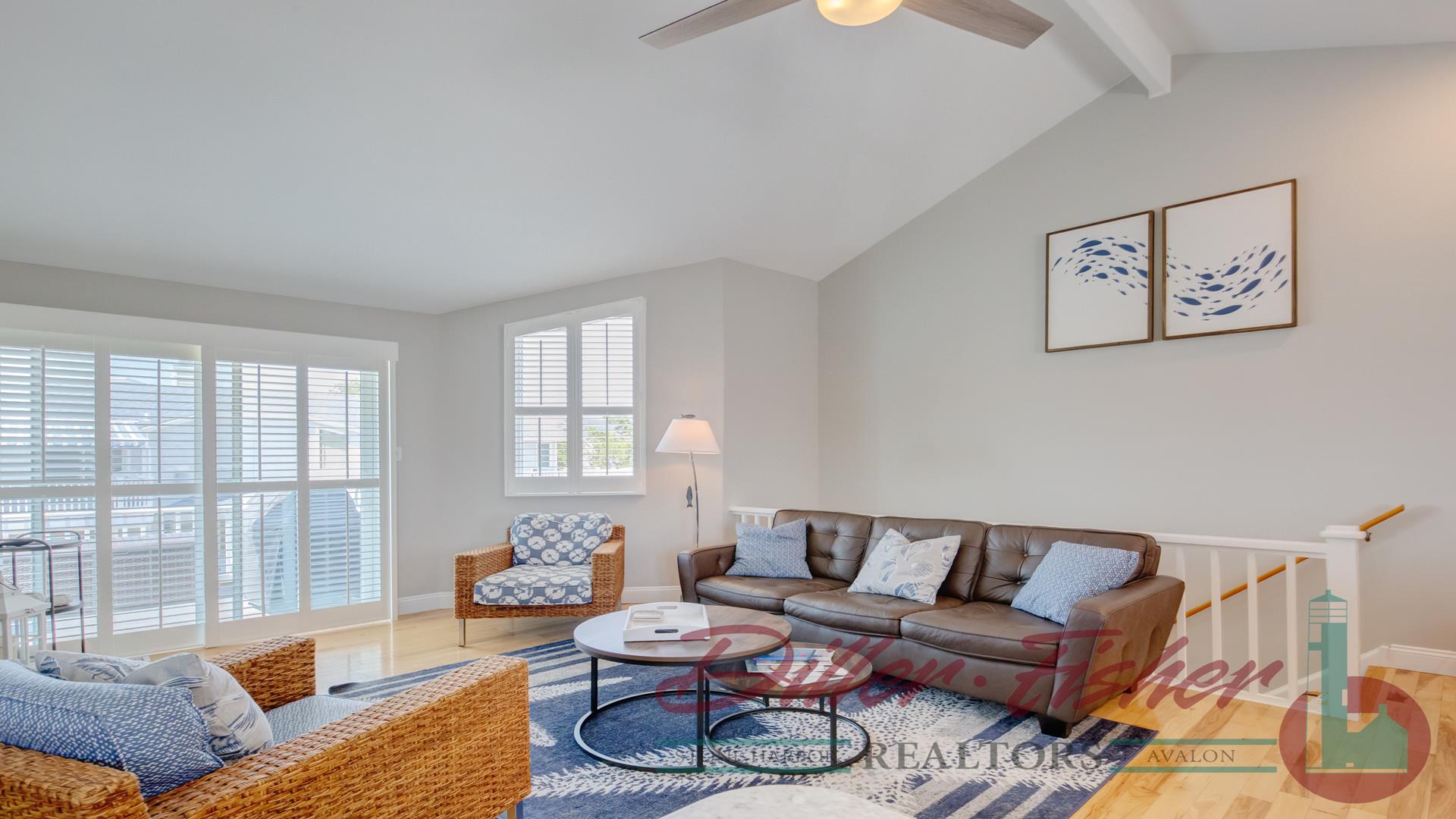 252 89th Street South, Stone Harbor (Mid-Island)