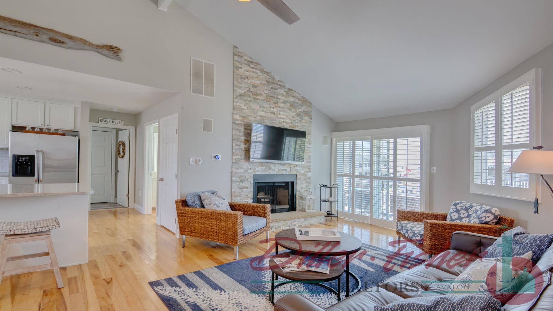 252 89th Street South, Stone Harbor (Mid-Island)