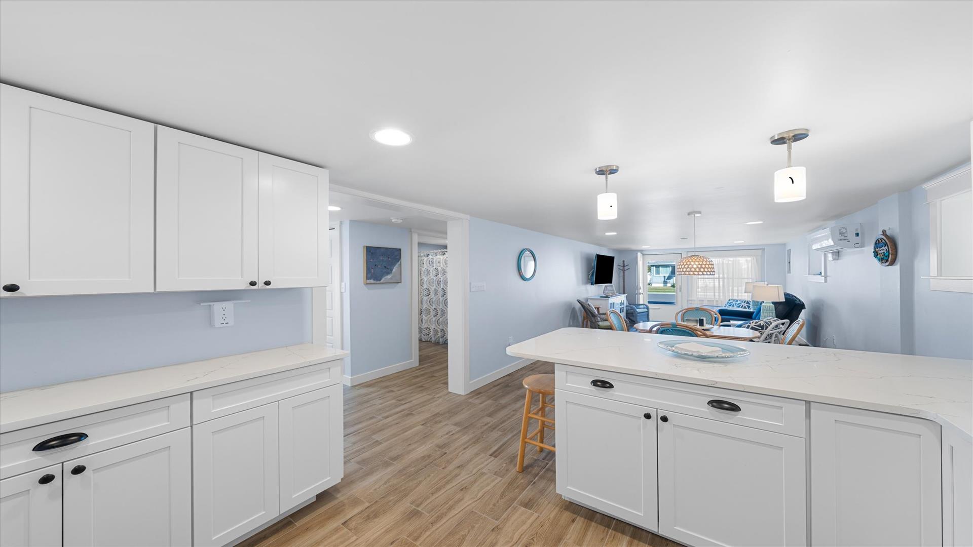 249 108th Street, Stone Harbor (Mid-Island) - Picture 3