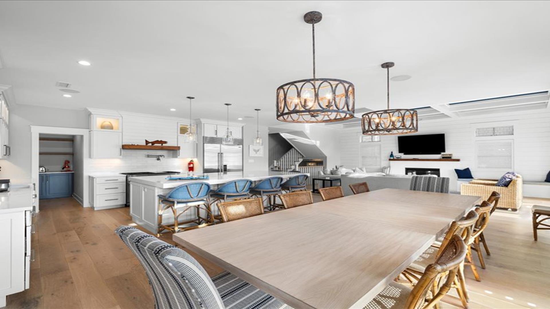 185 78th Street, Avalon (Beach Block)