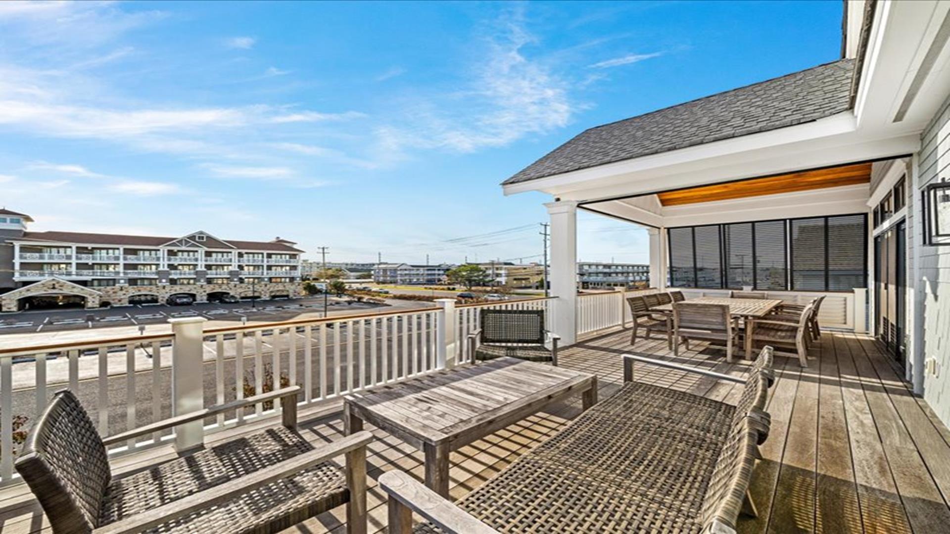 185 78th Street, Avalon (Beach Block)