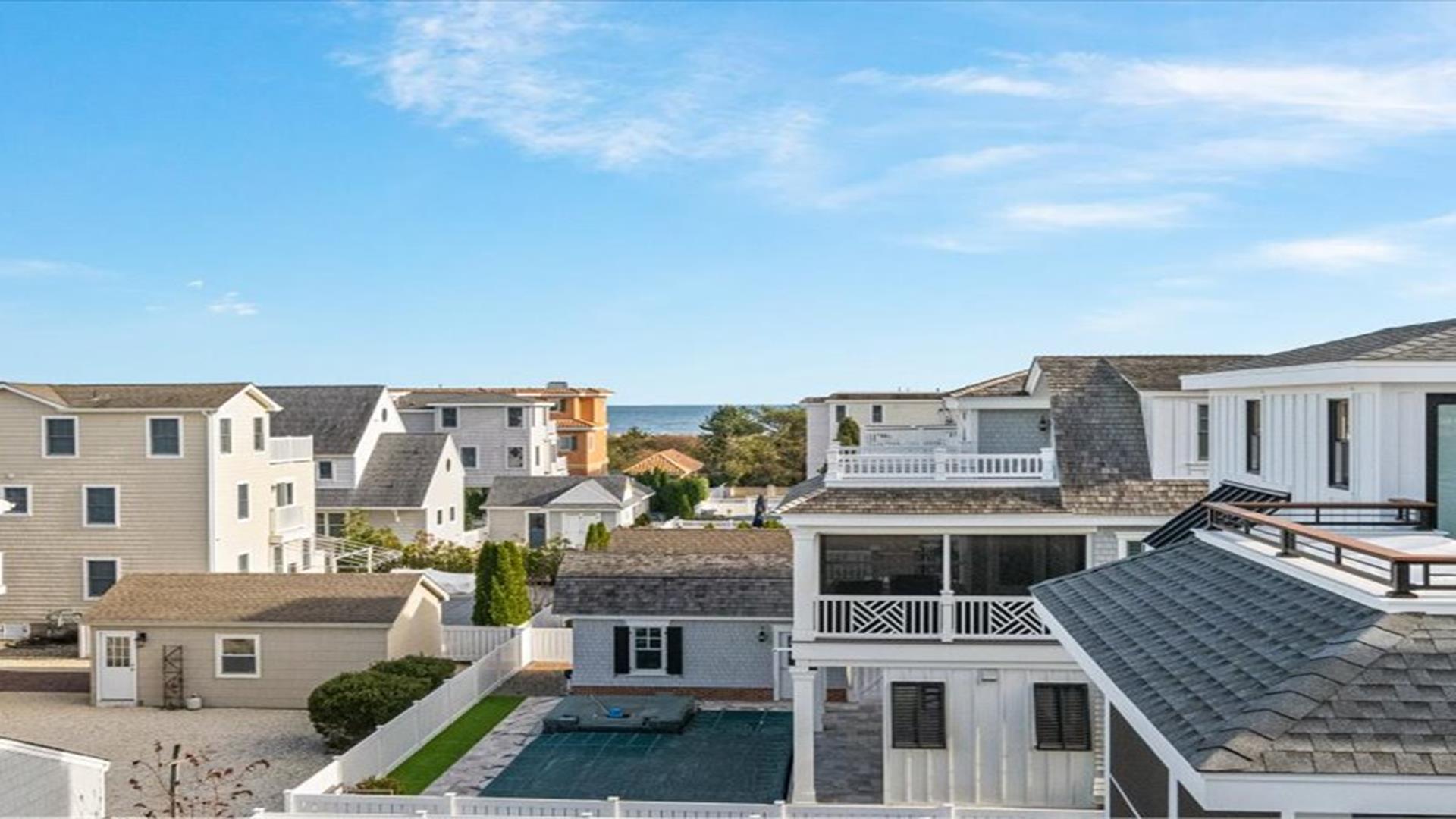 185 78th Street, Avalon (Beach Block)