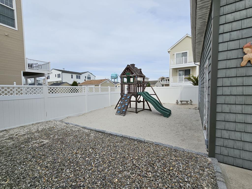 117 83rd Street - Picture 