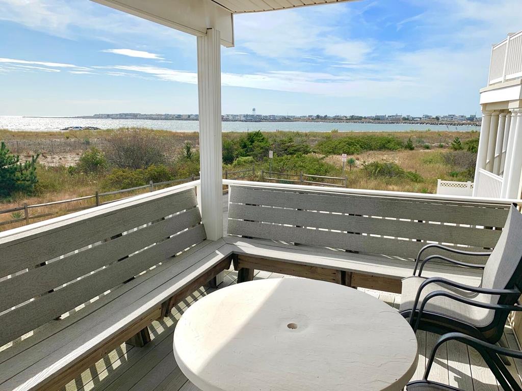 9304 Pleasure Avenue | Photo 3