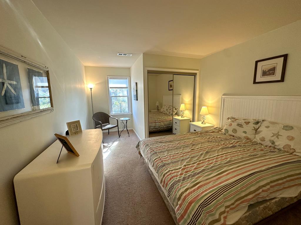 Pet Friendly - 3 Bedrooms on Lafayette! | Photo 10