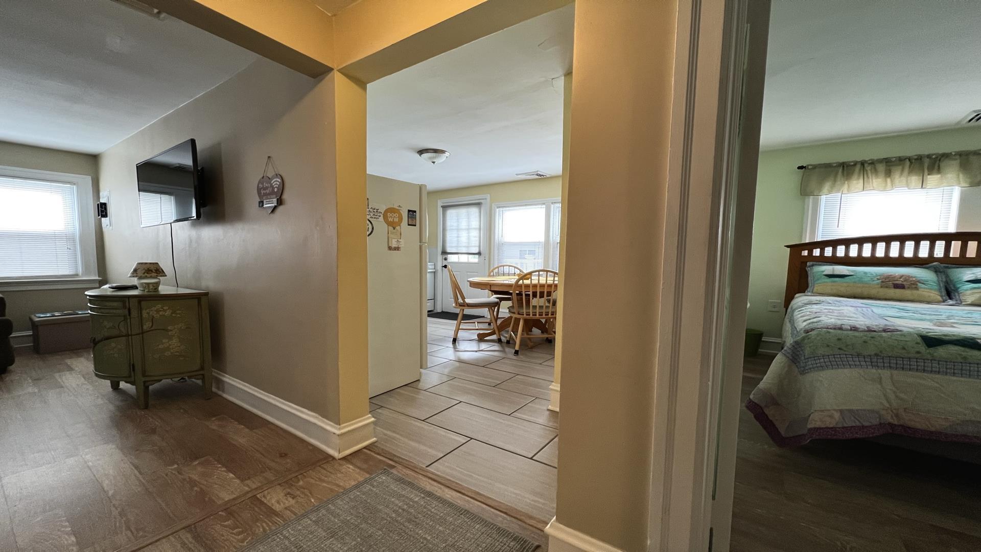 242 East Hand AVenue, Wildwood (Wildwood Beach Side)