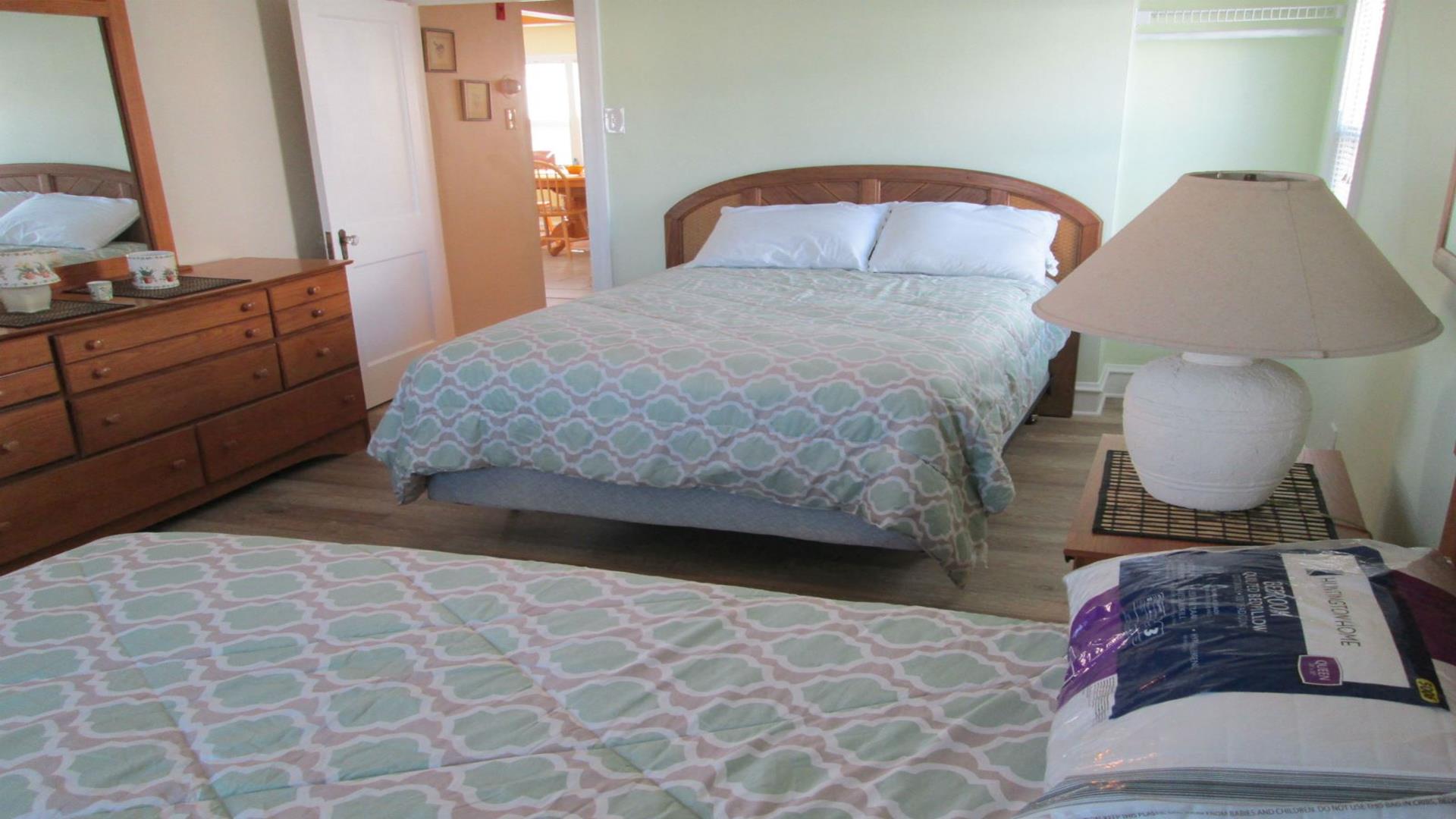 242 East Hand AVenue, Wildwood (Wildwood Beach Side)