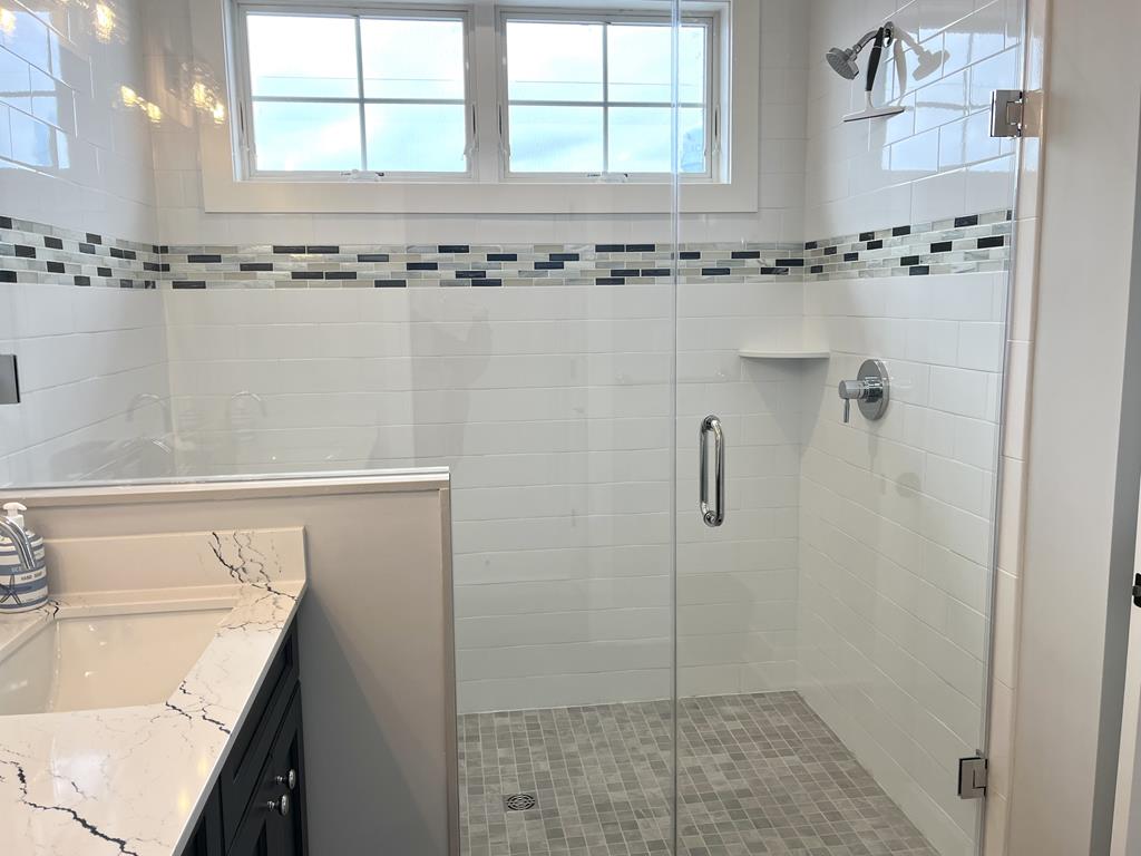 2 W Kirkland Avenue (55th St), Brant Beach (Bay Side)