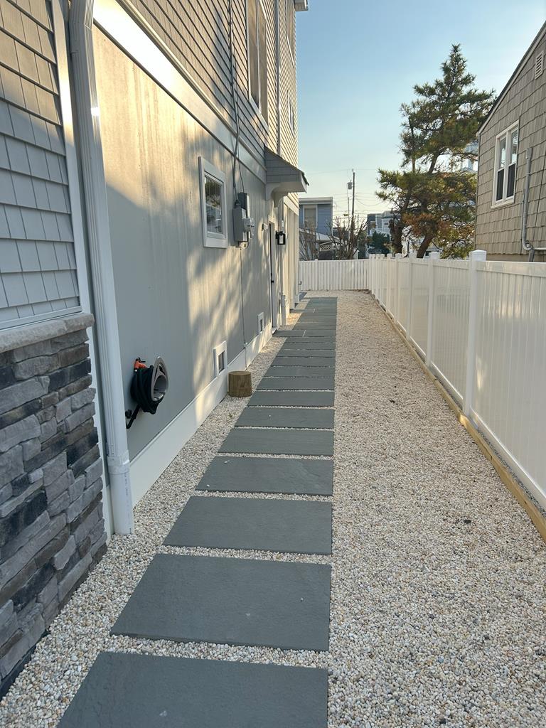 2 W Kirkland Avenue (55th St), Brant Beach (Bay Side)